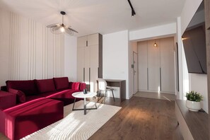 TV, offices - Joy City Stay Mara M11-73 (Timișoara)