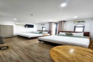 Desk, free WiFi - KIM HOÀNG HOTEL TÂY NINH (Tân Ninh)