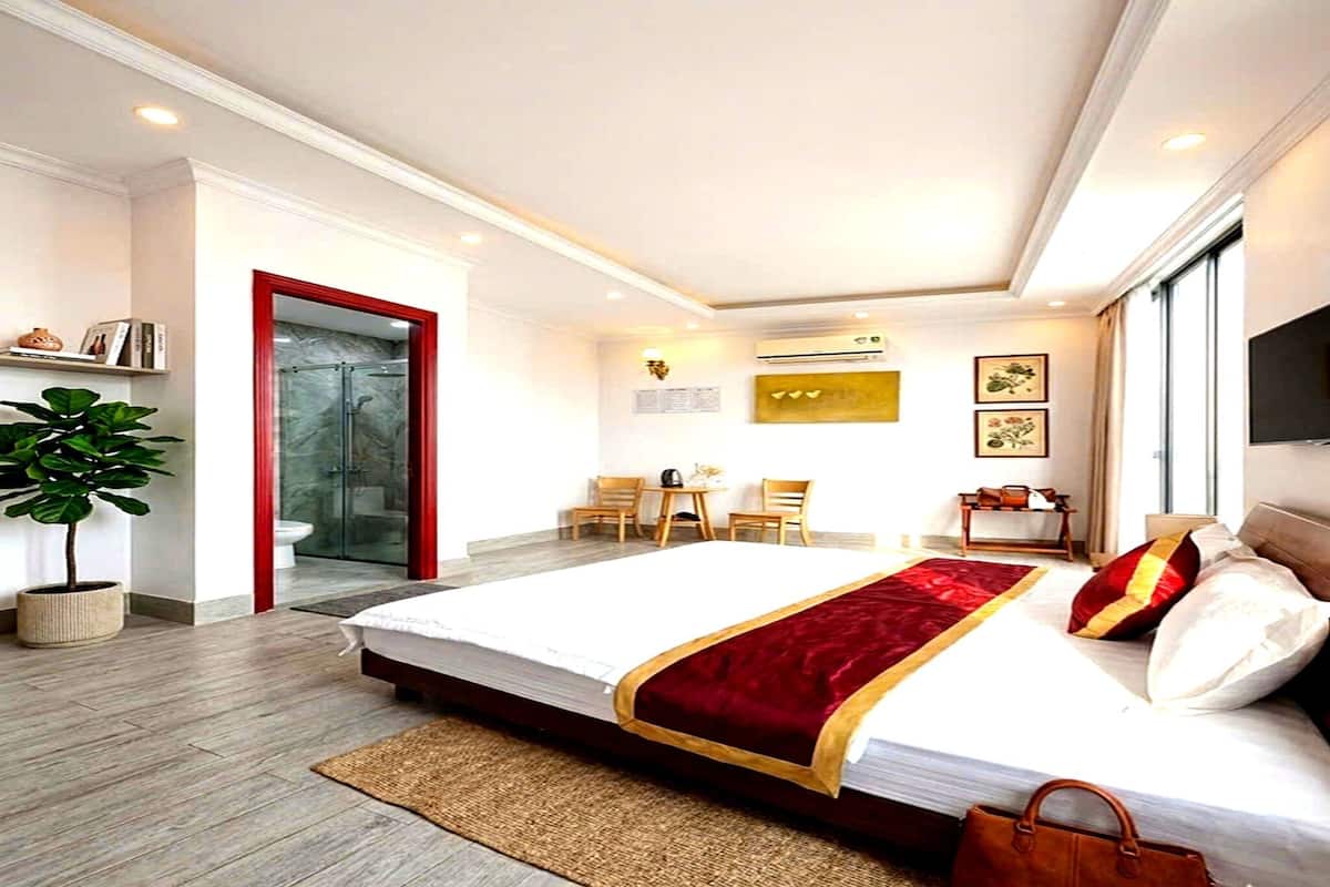 Family Double Room, Courtyard View