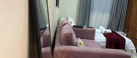 1 bedroom, iron/ironing board, free WiFi, bed sheets