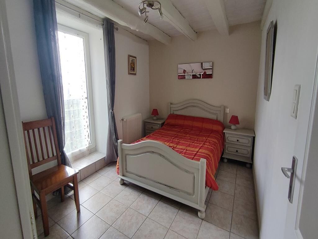 3 Schlafzimmer, Bügeleisen/Bügelbrett, Reisekinderbett, WLAN