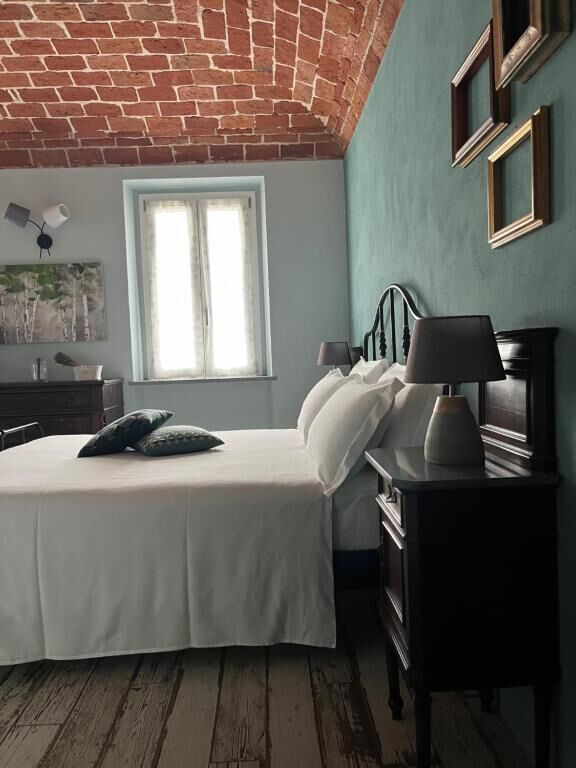 Quarto casal conforto, para não fumantes, vista para o pátio | Wi-Fi de cortesia