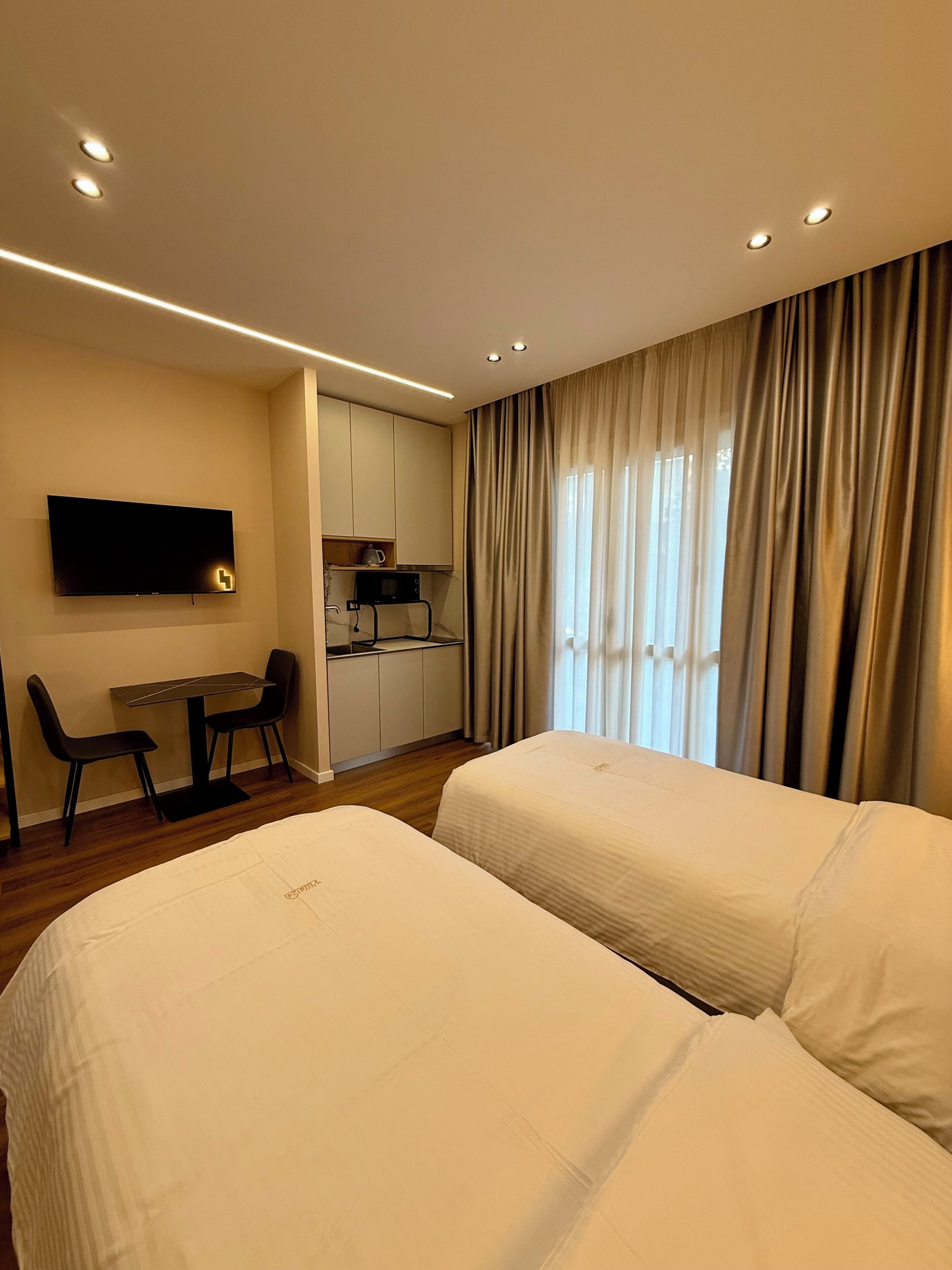 Coffres-forts dans les chambres, Wi-Fi gratuit