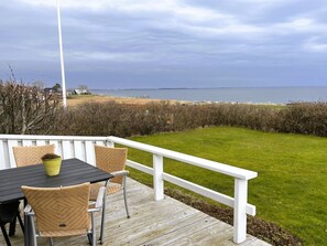 Outdoor dining - "Edla" - 35m from the sea by Interhome (Frørup)