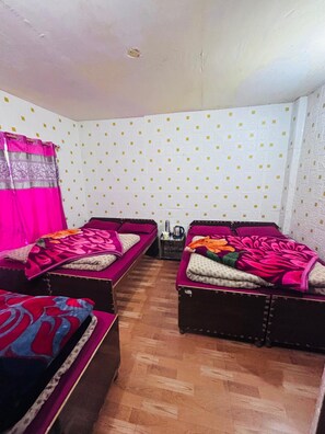 Deluxe Double or Twin Room
