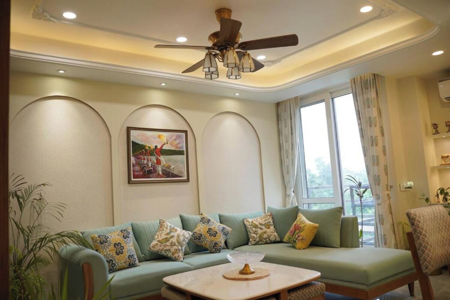 Apartment, Balcony, Mountain View | Living area