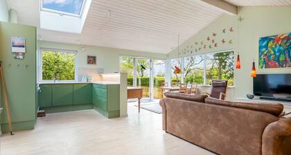 "Amina" - 500m from the sea by Interhome