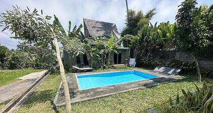 Mejan Beach Home Stay