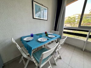 Dining - Quiet studio, garden view - 4 guests (Cap d'Agde)