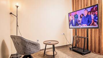 Suite | Interior