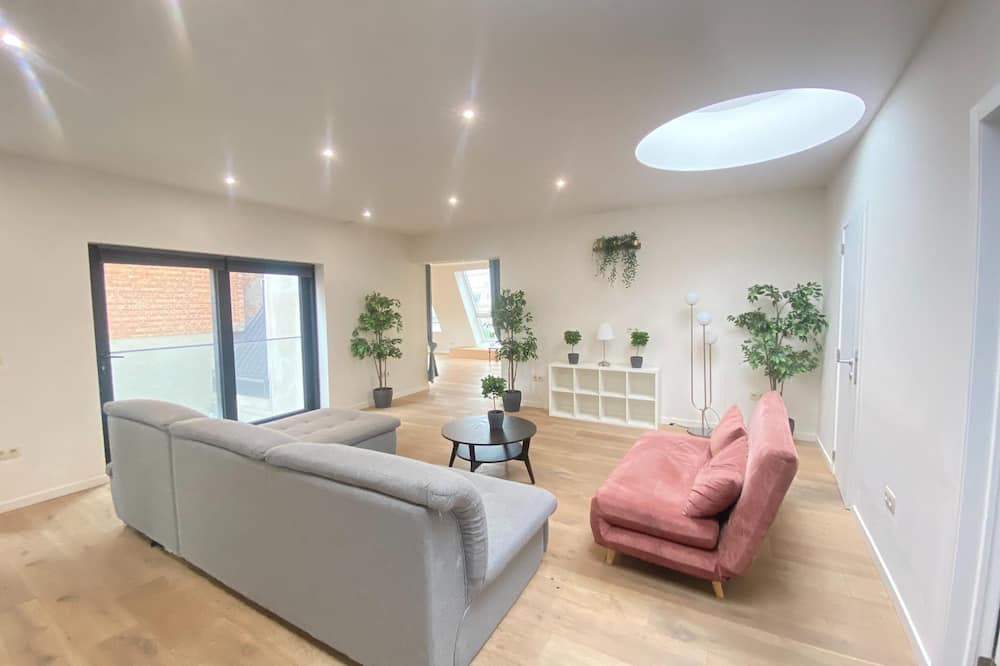 Modern Antwerp City Centre Stay