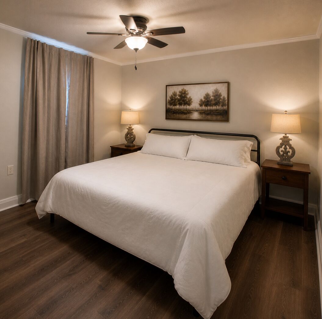 3 bedrooms, iron/ironing board, WiFi, bed sheets