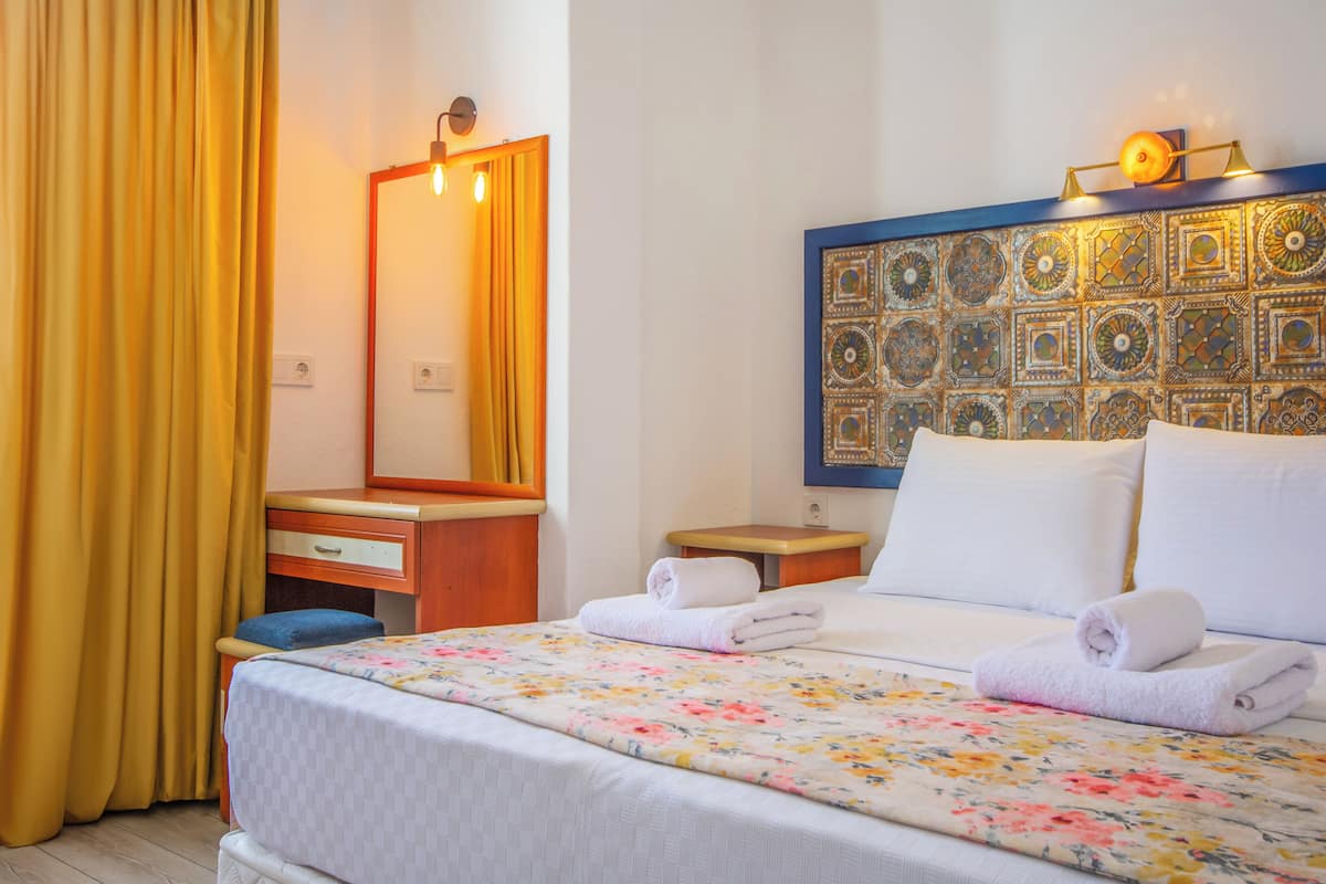 Deluxe Suite | Free WiFi