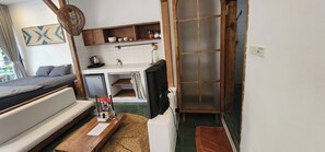 Perusstudio, parveke, kaupunkinäköala | Pimennysverhot, äänieristys, ilmainen Wi-Fi