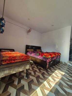 Free WiFi - Devom hotel (Phata)
