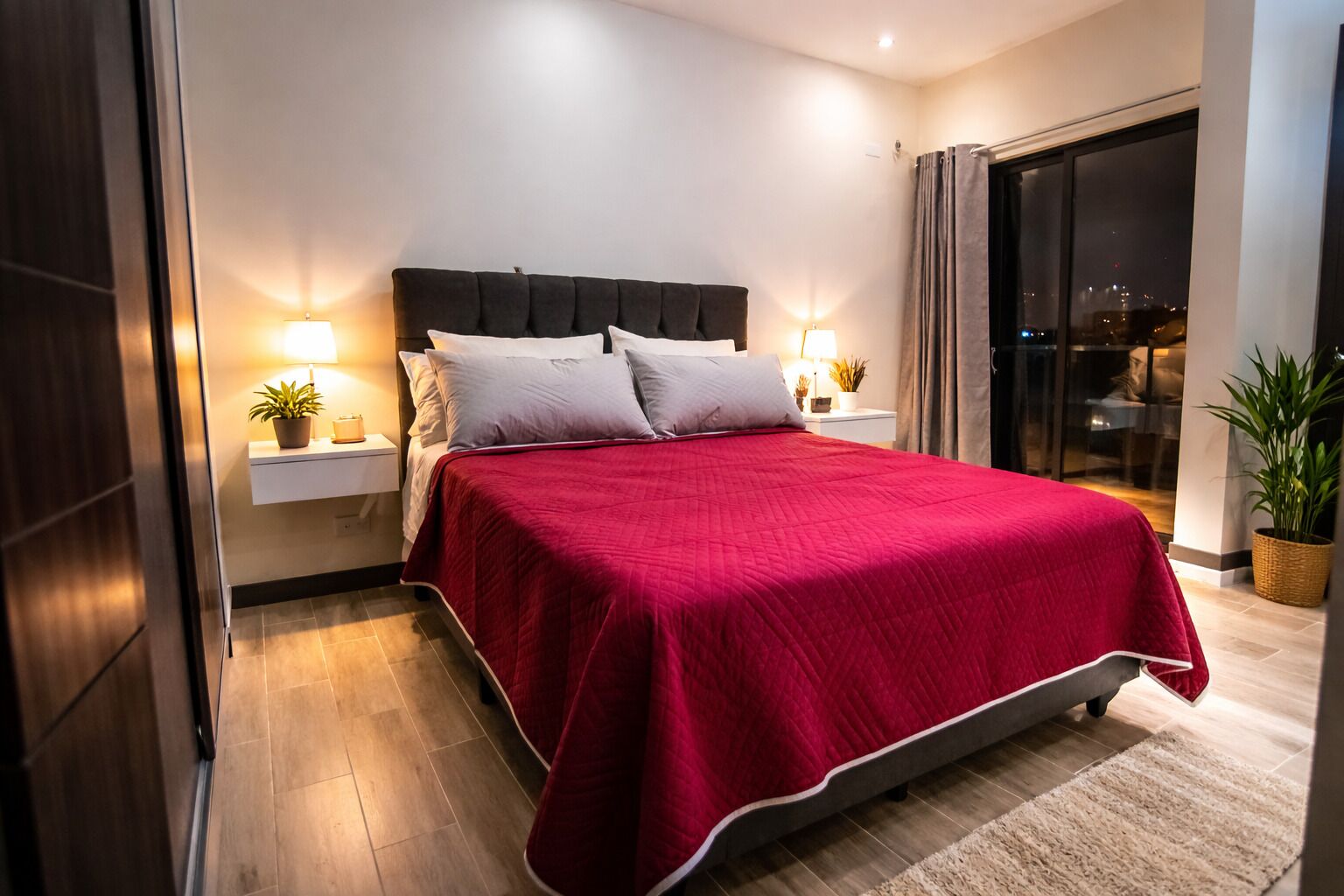 Free WiFi, bed sheets