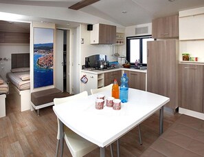 Mobile Home | Private kitchen - Adriatic Family Stay by the Sea (Brtonigla)