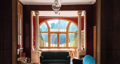 La Petite Foret | Room(s) in Historic Townhouse by the Burg in Bruges | Multiple Ensuite Units | Up to 8 Guests