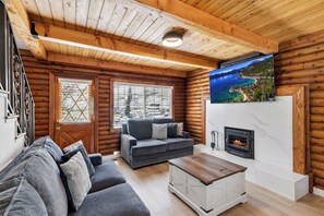 TV connectée, cheminée