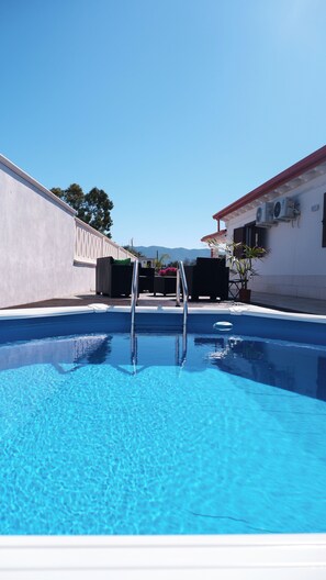 Beheizter Pool