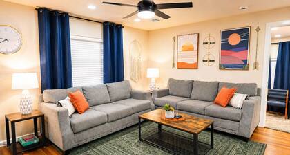 The Pinewood House | Near USAO + Close to Downtown