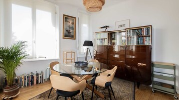 1 habitación y acceso a internet 