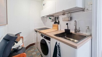 1 habitación y acceso a internet
