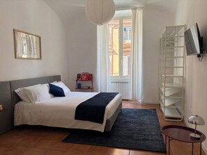 1 dormitori, wifi i roba de llit 
