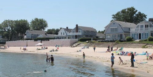 Black Point Cottage - Suddenly Available for July Weeks