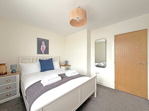 House | 3 bedrooms, Internet - The Green - Stylish Home Sleeps 6 With Parking (York)