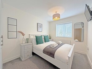 House - The Green - Stylish Home Sleeps 6 With Parking (York)