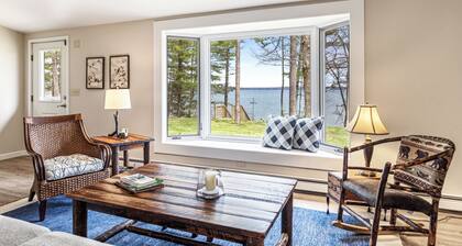 Leonards Cabin on Round Lake | Private Dock, 140ft Shoreline, Close to Town - New Rental