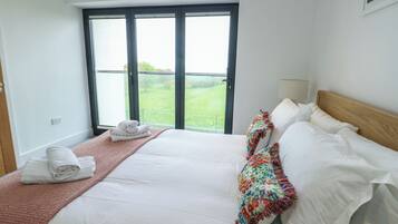 3 bedrooms, free WiFi, individually decorated, individually furnished