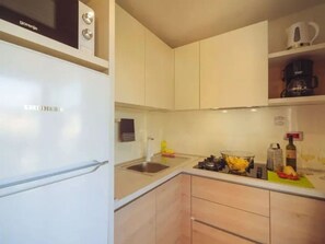Mobile Home | Private kitchen - Adriatic Family Plus Retreat for 6 (Brtonigla)