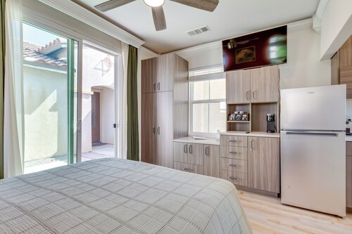Pool Access + Mtn Views! Extended Escape in Indio