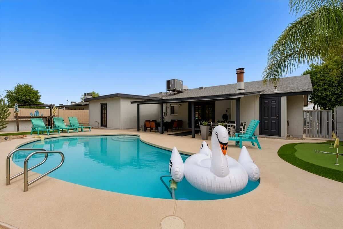 Beheizter Pool