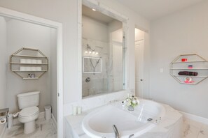 Interior - Commute to Austin! High-end Suburban Home w/ Yard (Manor)