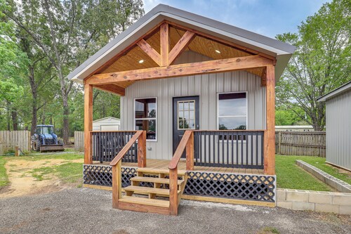 Bring Your Boat! Cozy Home 3 Mi to Sabine River