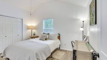 House (1 Bedroom) | Interior