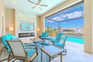 A heated pool - Luxurious 4 bed/3bathroom - hot tub and pool (Cape Coral)