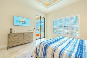 Tabla de planchar con plancha, wifi gratis y ropa de cama 