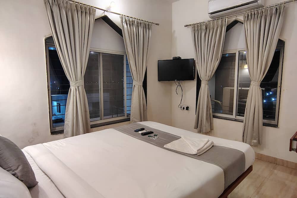 Hotel Sandesh Palace Lonavala