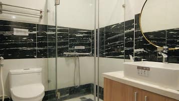 Basic Double Room Single Use, Balcony, City View | Bathroom | Shower, free toiletries, hair dryer, towels