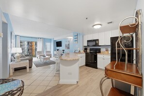 Condo, 2 habitaciones | Interior