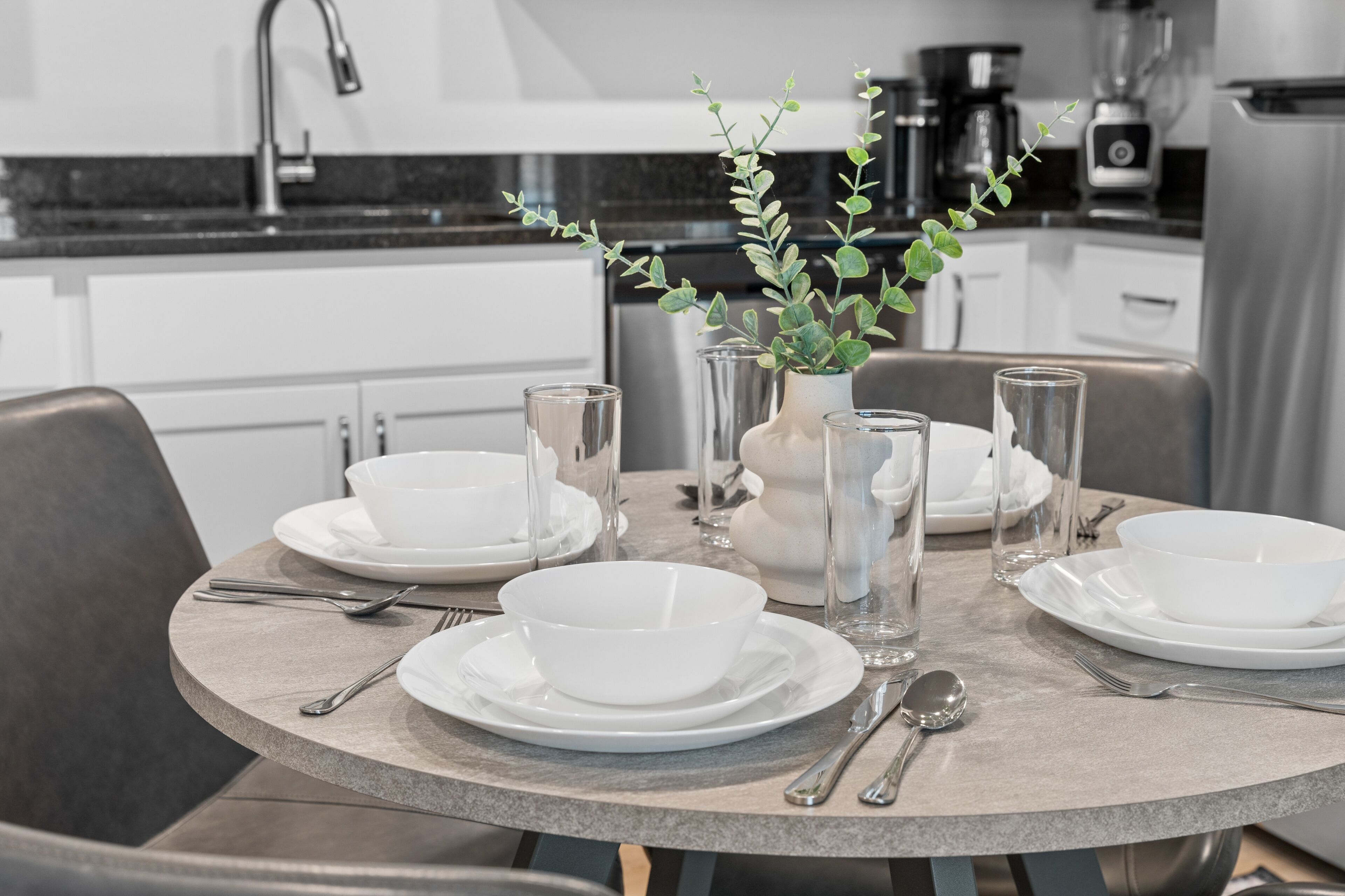 Condo, 2 Bedrooms | Private kitchen | Fridge, oven, coffee/tea maker