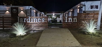 Jardines Inn