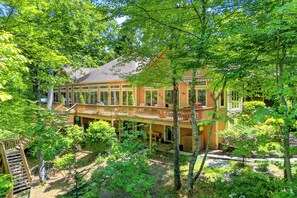 Exterior - Shumont Lake Lakefront Home, Resort Access - Casa Bella by Carolina Properties (Lake Lure)