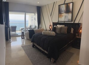 WiFi - Harbor 171 – Oceanview Condo + Rooftop Pool (28th Floor) (Puerto Vallarta)