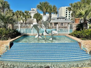 A heated pool - In Baytowne Wharf Minutes from Beach 461 OPN (Miramar Beach)