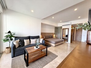 Iron/ironing board, WiFi, bed sheets - Harbor NT208 by Moikkarentals (Puerto Vallarta)